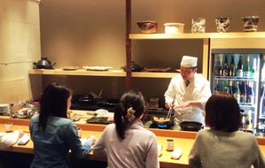 『今回のテーマ~夏バテ防止メニュー~』おしゃれな銀座で自分磨き!料理教室で自分をアップグレード
『今回のテーマ~夏バテ防止メニュー~』おしゃれな銀座で自分磨き!料理教室で自分をアップグレード