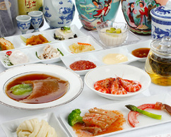【プレミアムレストラン限定】贅沢な海鮮食材をふんだんに使ったランチコース 極光（オーロラ）